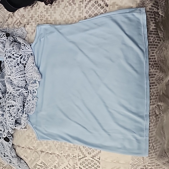 BEDFORD FAIR LACE TOP - Picture 6 of 8